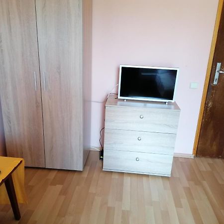 Stai Za Gosti Venera Hotel Hiszarja Kültér fotó