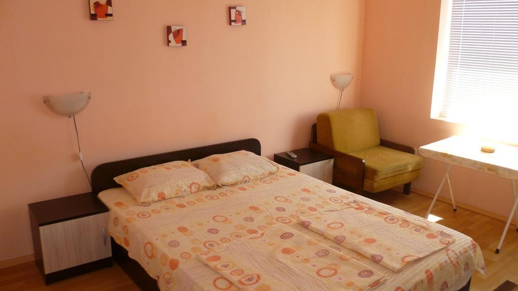 Stai Za Gosti Venera Hotel Hiszarja Szoba fotó